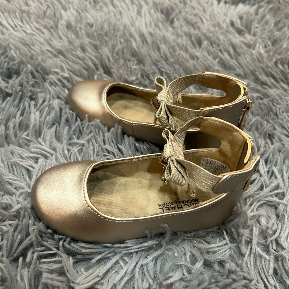 Girls Dress Shoes (Toddler)